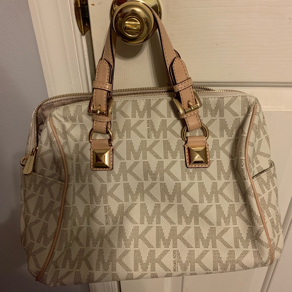 Michael Kors purse